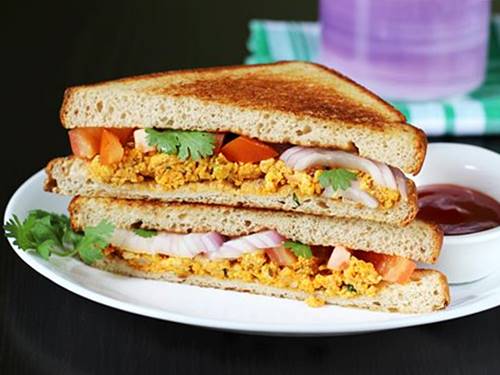 paneer bhurji sandwich