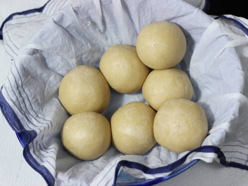 balls to make paratha