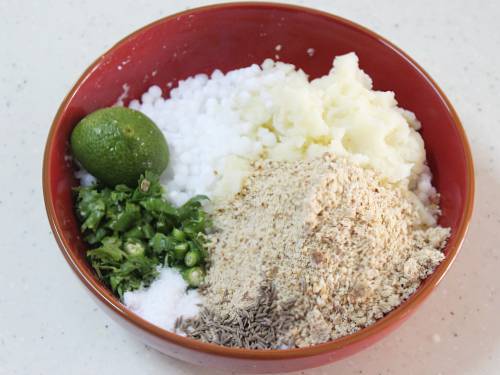 mixing ingredients for sabudana vada