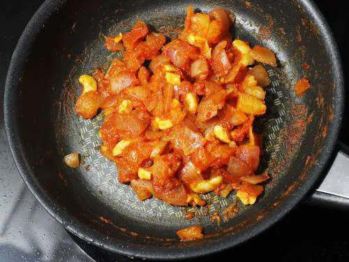 roasted ingredients for paneer tikka masala gravy