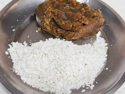 walnut ladoo with poha