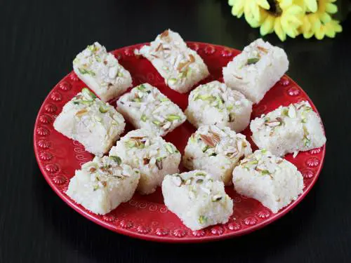 coconut mawa burfi