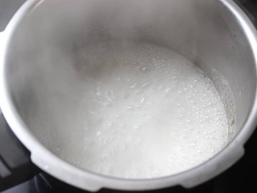 bubbling sugar syrup for walnut burfi