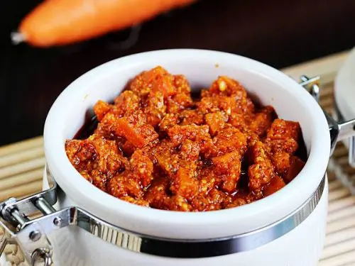 carrot pickle gajar ka achar