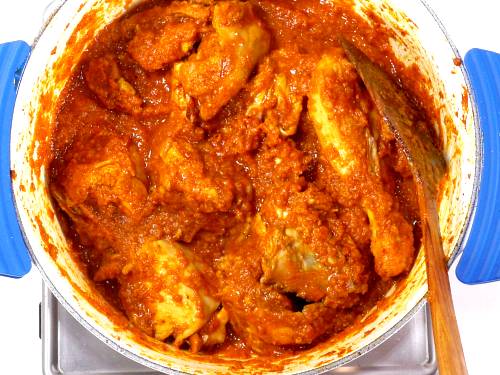 vinegary chicken in a pan