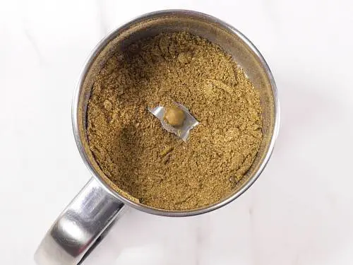 powdered spices for chicken vindaloo