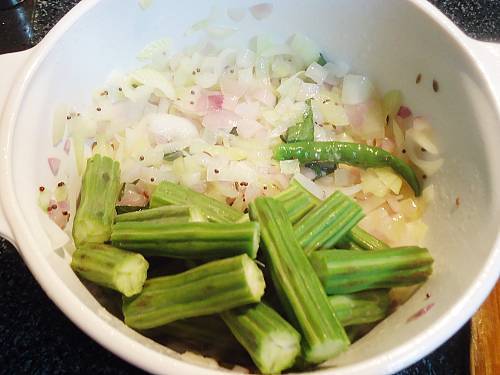 Drumstick Curry  Drumstick Vegetable Recipe    Swasthi s Recipes - 6