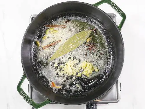 ginger garlic stir fry for turmeric rice