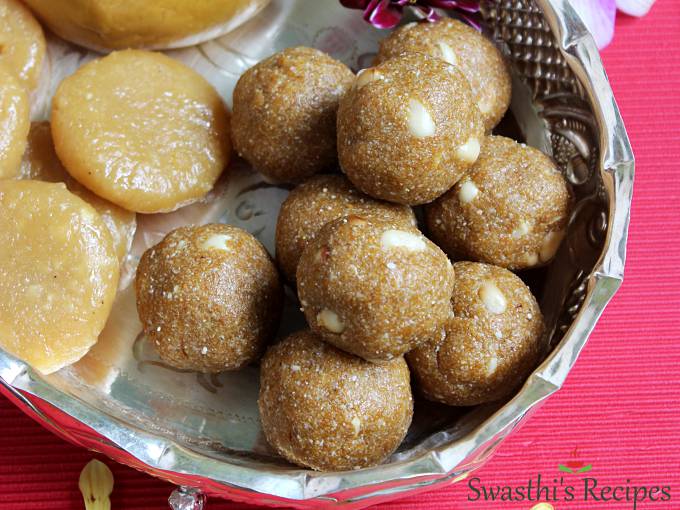 Til ke laddu (sesame seeds ladoo) Swasthi's Recipes