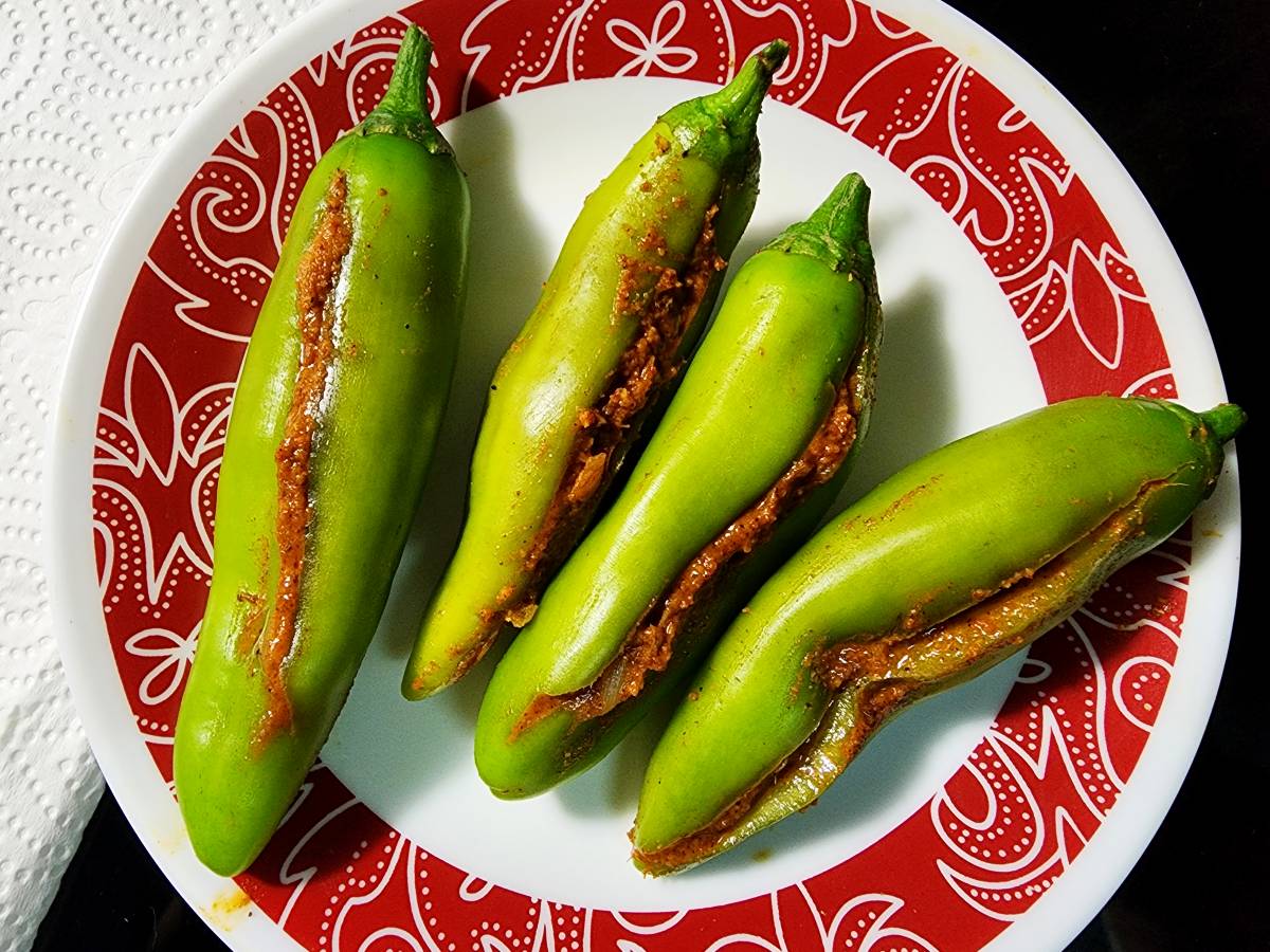 stuffed chili peppers for achari chicken
