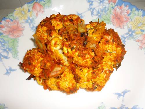 oven grilled tandoori gobi in a plate