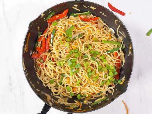 How To Make Hakka Noodles Chings?