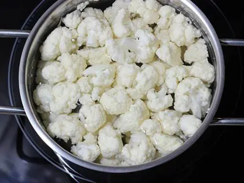 blanching cauliflower