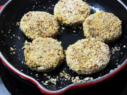 pan frying soya cutlets