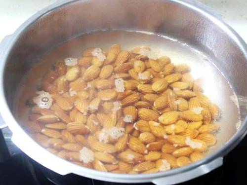 Almond milk powder   Badam milk powder    Swasthi s Recipes - 76