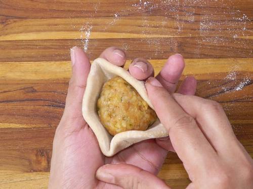 stuffing spiced potato for making paratha