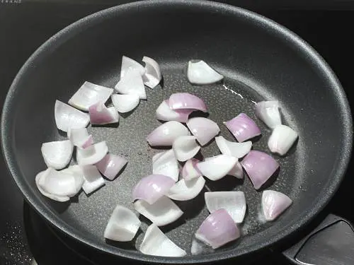 frying onions