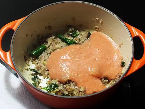 tomato puree to make carrot curry