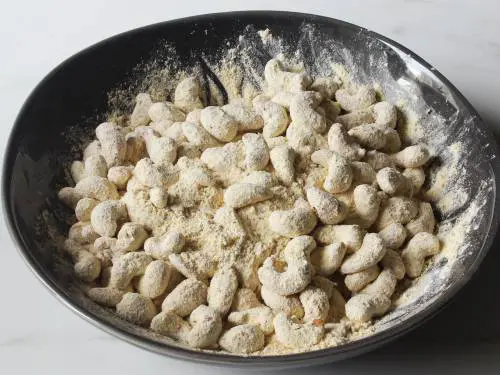 coating cashews with flour