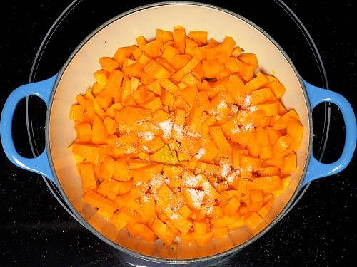 Carrot poriyal recipe  Tamilnadu style carrot stir fry    Swasthi s Recipes - 20
