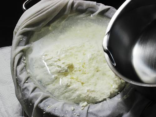 rinse ricotta/ paneer