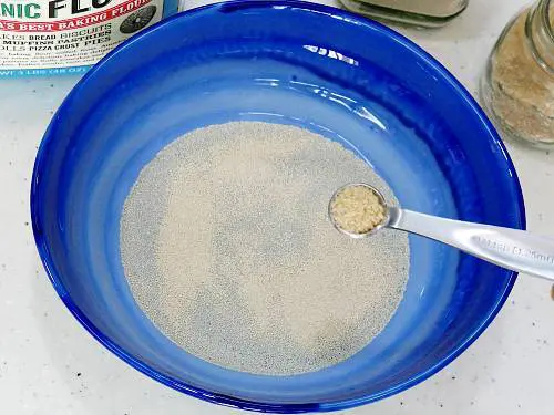 how to learn to make pizza add sugar to feed yeast