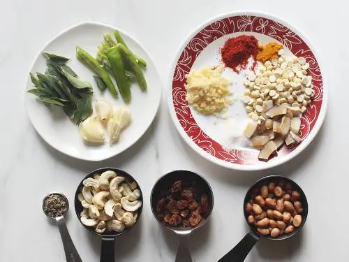 tempering ingredients for making chivda