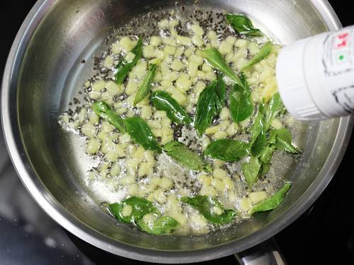temper with mustard and curry leaves
