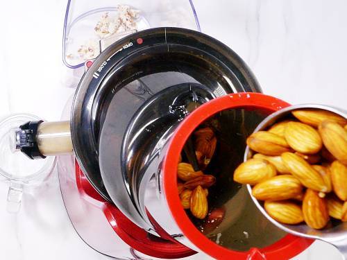 How to Make Almond Milk   Swasthi s Recipes - 61