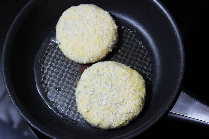 pan frying veggie patties for burger