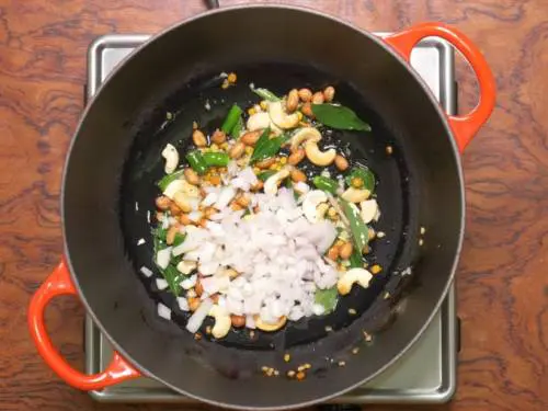 add onions to tempering to make upma recipe