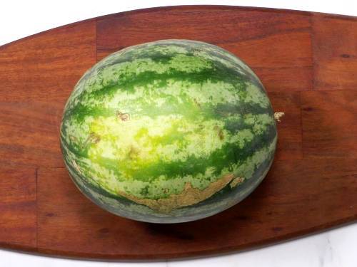 choose ripe watermelon