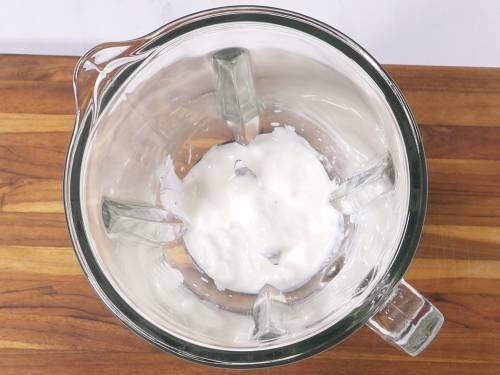 yogurt in a blender
