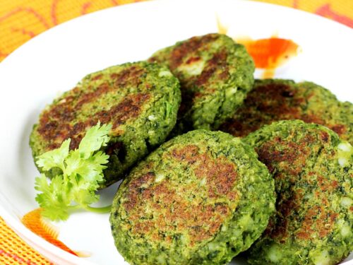 Spinach Wrap Recipe   Swasthi s Recipes - 71