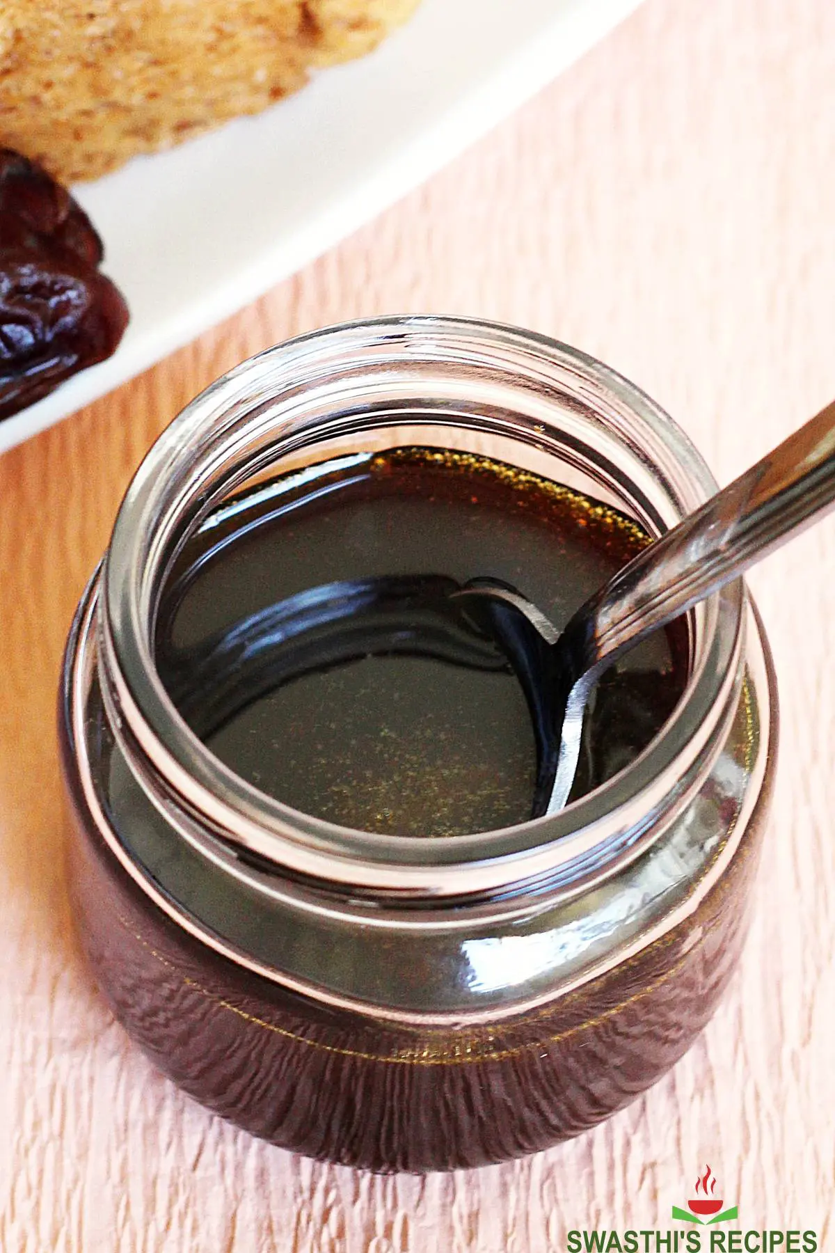 how to make date syrup