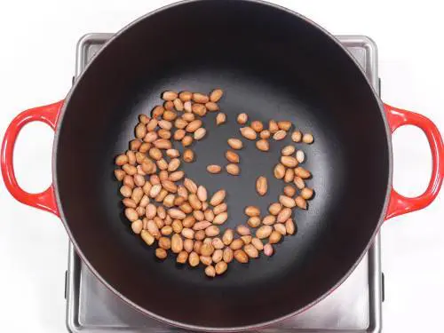 roast peanuts