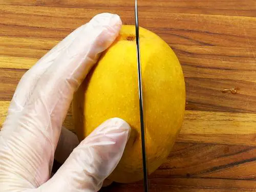 how to cut mango for smoothie