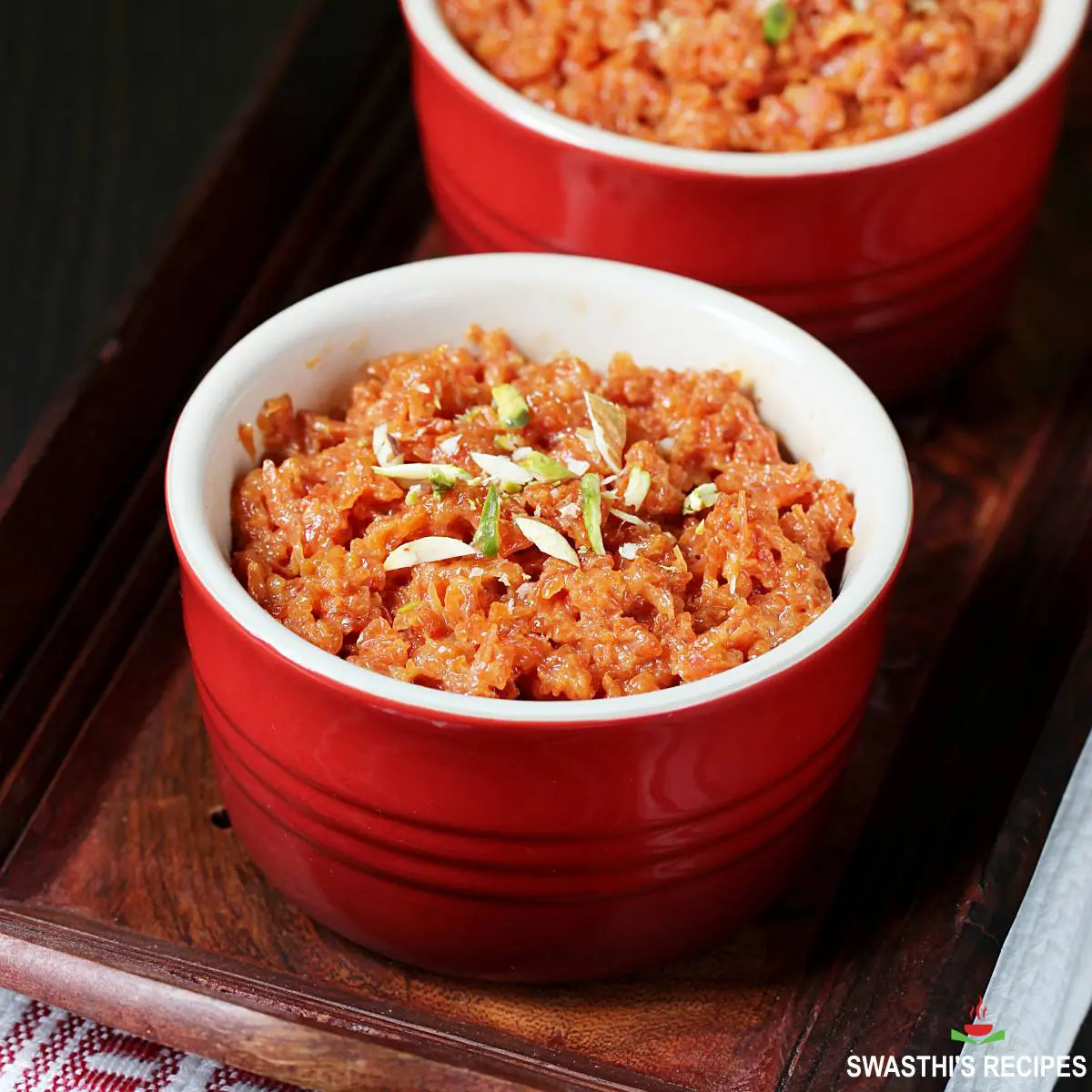 carrot halwa made with delhi gajar sugar and milk