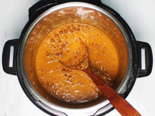 kadala curry in a pot
