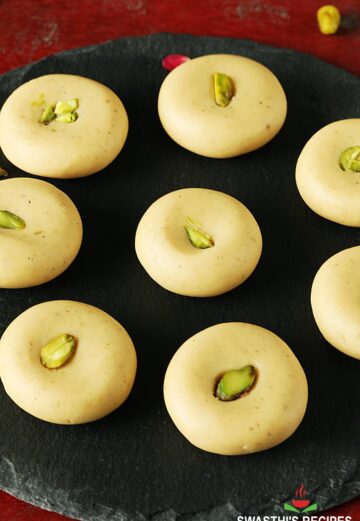 milk peda also known as doodh peda made with milk powder
