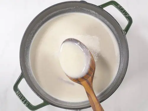 creamy oat milk mixture