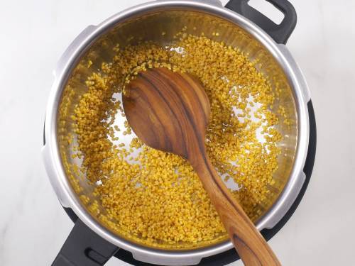 roasted lentils in cooker