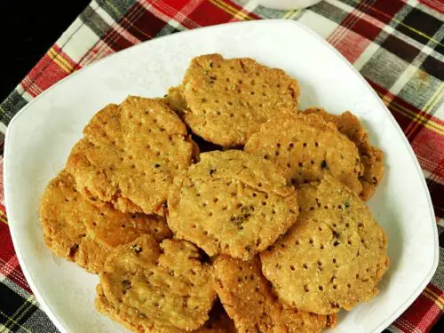 Mathri recipe with wheat flour