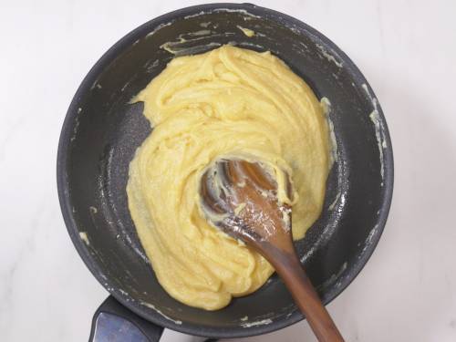 cocinar leche en polvo con leche y ghee