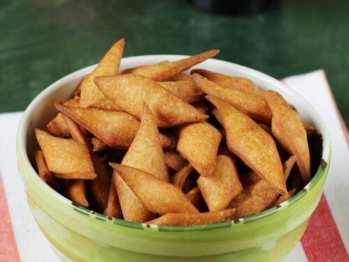 Mathri Recipe  Mathiya    Swasthi s Recipes - 7