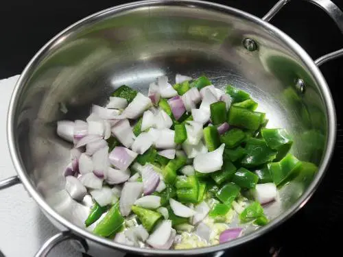 saute onions bell peppers for chilli parotta