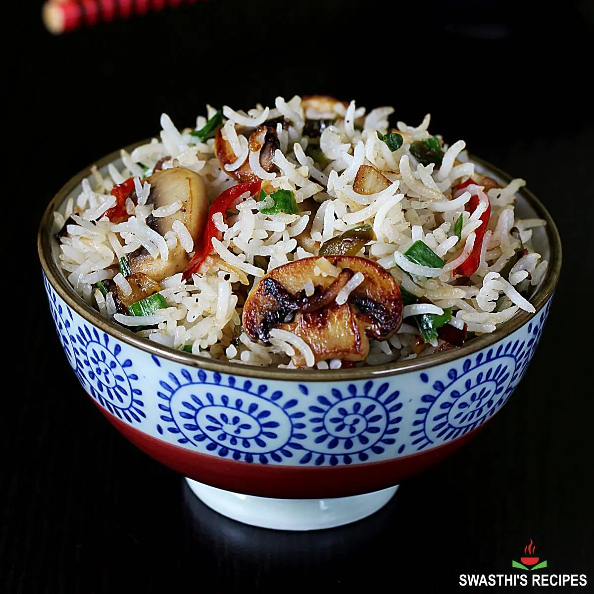 Mushroom fried rice recipe made with button mushrooms