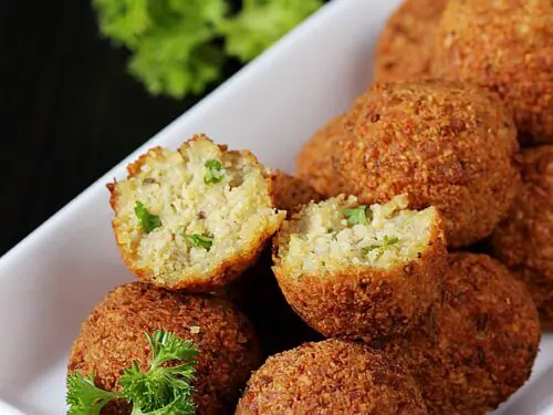 falafel made with chickpeas