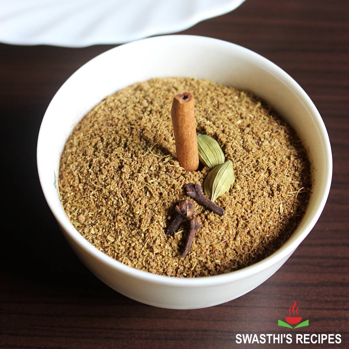 Garam masala recipe made with aromatic spices like cumin, cloves and many others