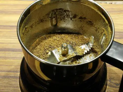 mustard seeds powdered in a grinder
